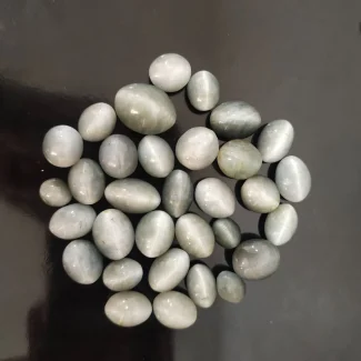 Cabochon Cat’s Eye